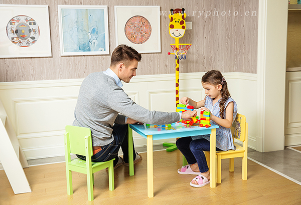 电商产品摄影：福建美兴儿童玩具收纳架、学习桌椅拍摄(图5)