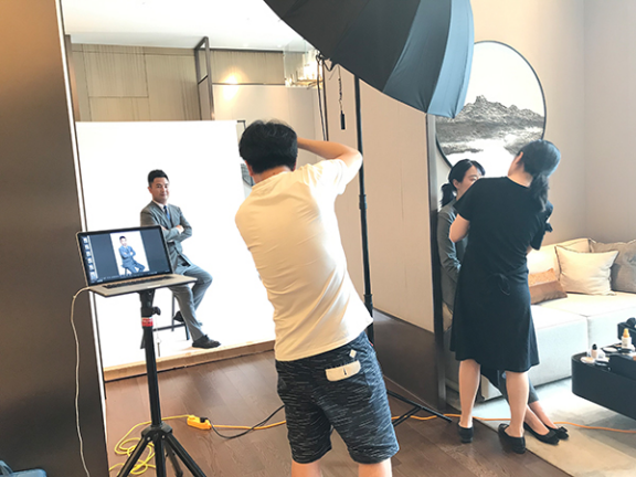 中海地产 燕矶听潮 项目 营销团队个人形象照和集体照拍摄花絮-南京如一商业摄影公司(图4)