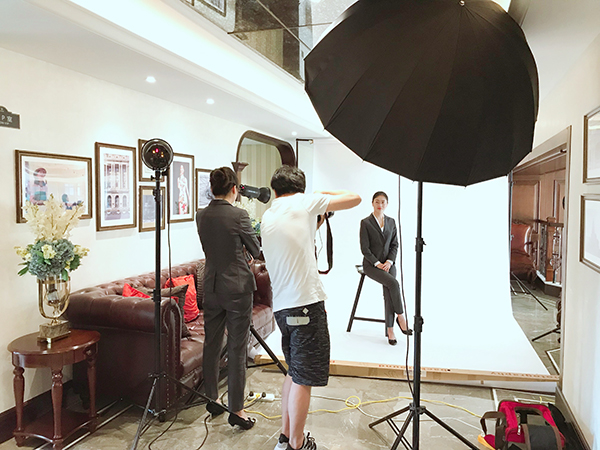 中海地产 原山项目 营销团队个人形象照和集体照拍摄花絮-南京如一商业摄影公司(图4)