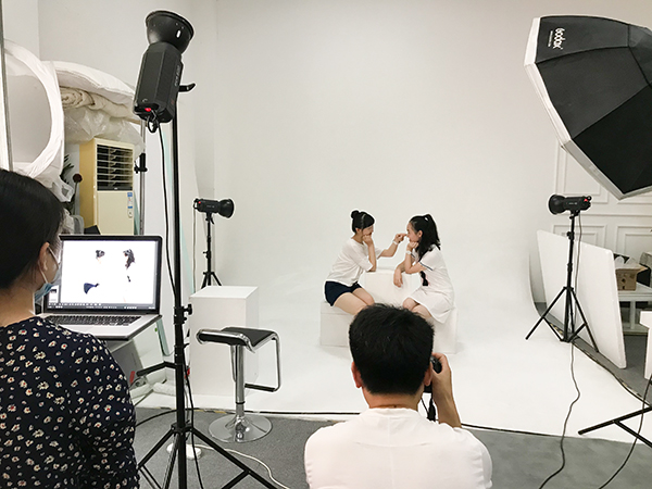  南京外国语学校优秀学生代表个人形象照 团队形象宣传照摄影 拍摄现场花絮(图5)