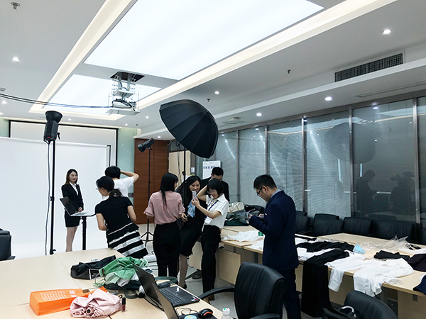 南京高精传动设备制造集团有限公司（南高齿）公司内训培训师个人形象照摄影，拍摄花絮，如一商业摄影(图4)
