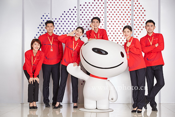 南京如一商业摄影公司给京东五星拍摄的平面广告摄影作品出街新街口地铁站啦-专业公司摄影公司(图6)