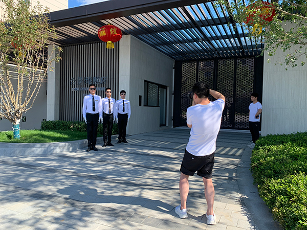 地産(chǎn)公(gōng)司樓盤實景建築攝影-北京合景天彙廣場房地産(chǎn)項目營銷渠道及團隊集體(tǐ)照圖片宣傳上門拍攝(圖3)