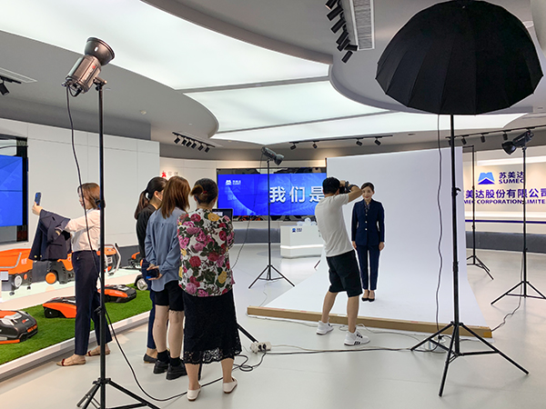 苏美达集团公司 企业员工个人形象照 培训讲师 教师节宣传照 南京摄影上门拍摄服务(图6)